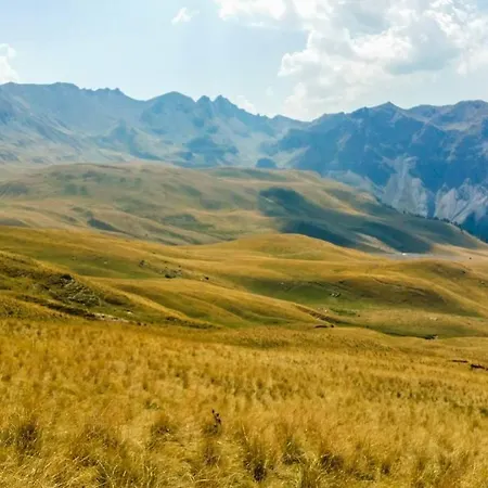 Hostel Korabi Mountain Camping